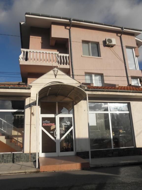 Hotel Atlantic Sliven エクステリア 写真